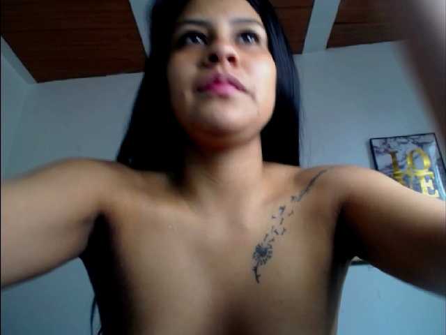 Foto's michelleangel hello love thank you for seeing me want to play and have fun a little come and we had a delicious if you liked it give a heart
