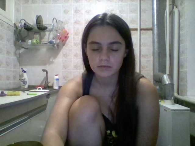 Uitzending screenshots MilanaSmiten