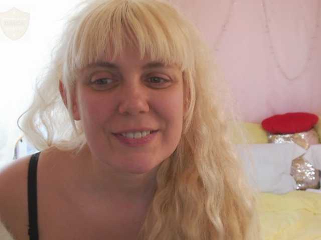 Foto's YoungMistress Lovense ON 5 tok. FOLLOW MY TWITTER @sunnysylvia5 I am Sexy with natural beauty! Long nipples 4cm and pussy with big lips and loud orgasm in private! Like me- put love, give gifts