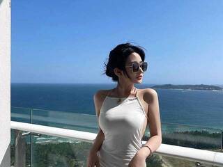 Erotische videochat Mina23ii