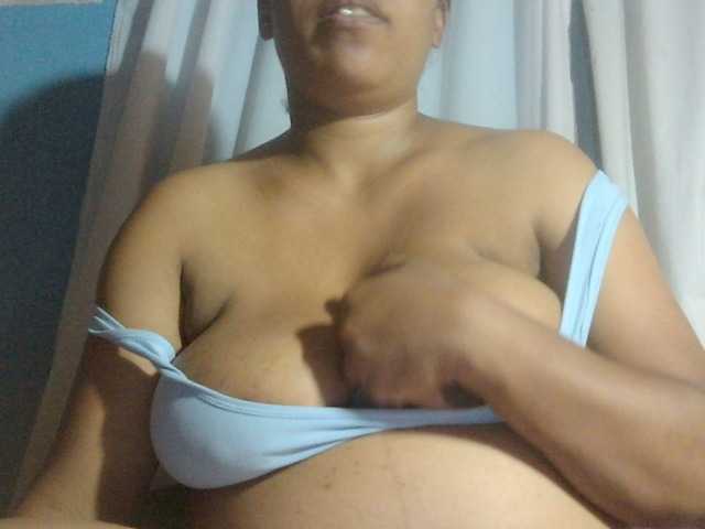 Foto's MIRANDAW Naked 30 ASS 15TITIS 10 FINGERS ASS 50PUSSY 20 FINGERS PUSSY 55