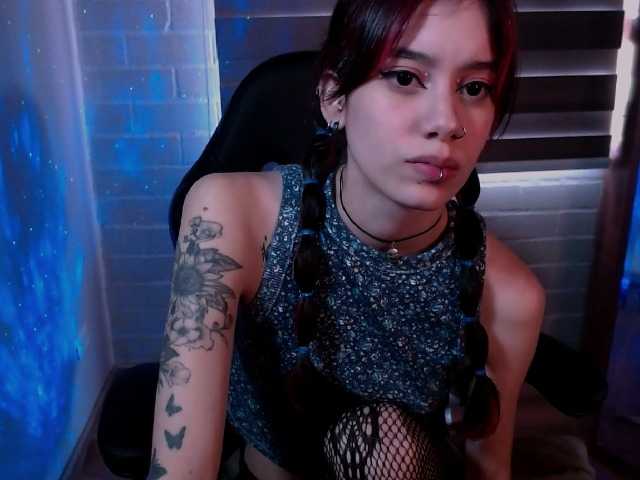 Foto's miss-violet WELCOME GUYS GOAL FLAH TITS 30 TOKENS
