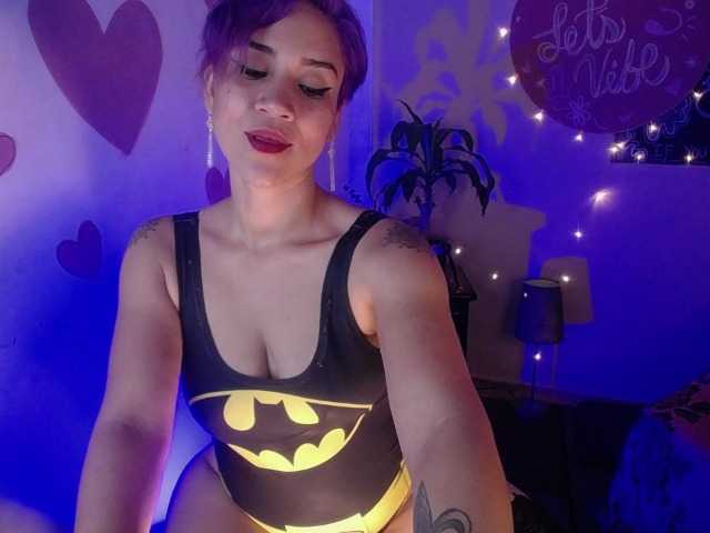 Foto's mollyshay ♥Bj 49♥ Take off Bra 55♥ Fingering cum 333 tks ♥ Show a little surprise! : 44 tks ♥ Come here and meet me...enjoy and be yours! ♥