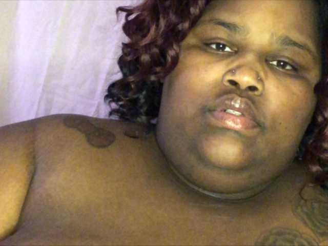 Uitzending screenshots Molushyy