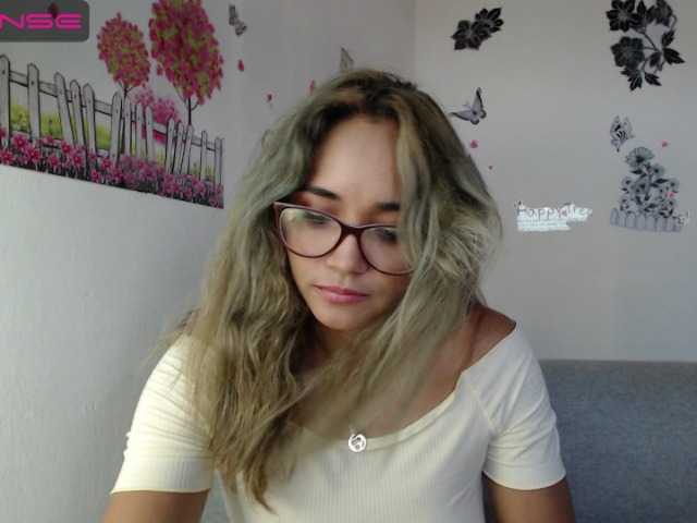 Uitzending screenshots monica-squirt