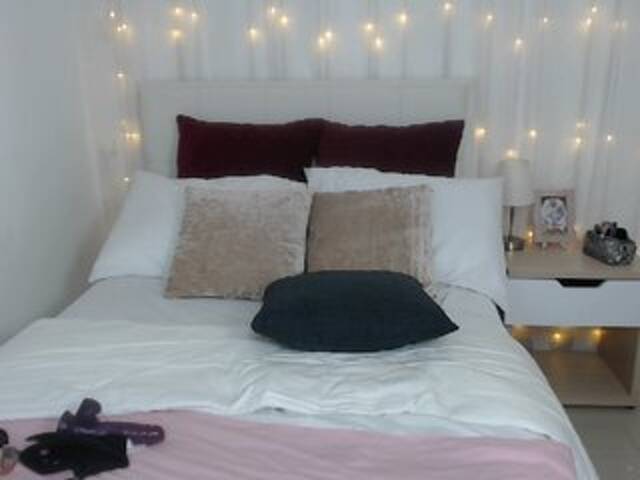 Uitzending screenshots morganaevans