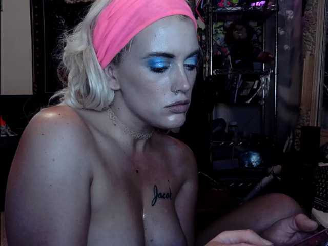 Uitzending screenshots MourningThot