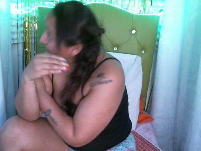 Uitzending screenshots Nahomy4