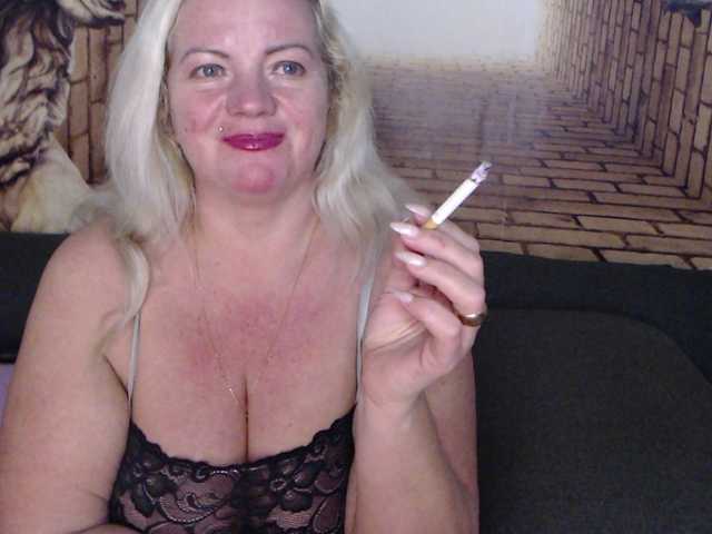 Foto's Natalli888 #bbw#curvy#foot-fetish#dominance#role-playing #cuckolds Hello! Domi from 11 token. I like Ultra Hot, I'm natural ,11416977101300500999. All complemented by Tip Menu.PM 50 token and private