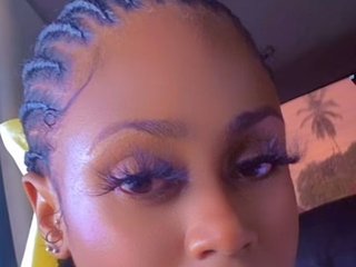 Erotische videochat Naughtylittlemissy