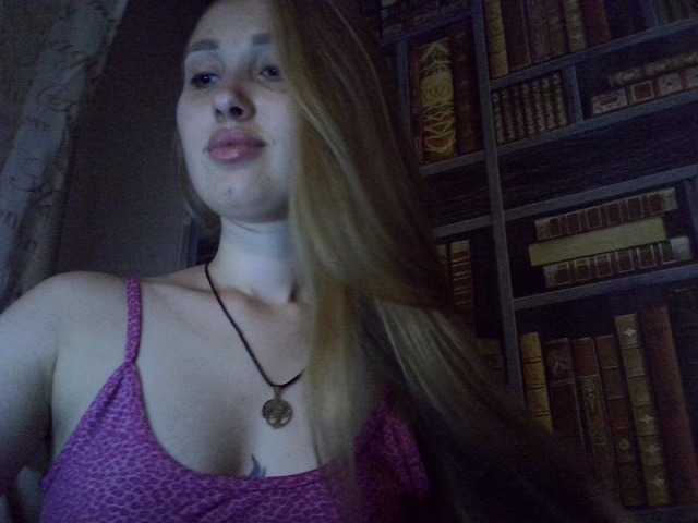 Uitzending screenshots New-blond17