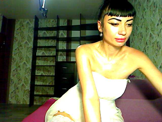 Foto's chernika30 saliva on nipples 30 tokens in free, in the pose of a dog without panties 40 tokens, caress pussy 30 tokens 2 minutes free, blowjob 30 tokens, freezer camera 10 tokens 2 minutes, I go to spy
