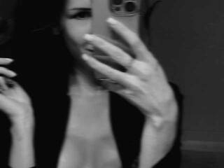 Erotische videochat Nikkittyni