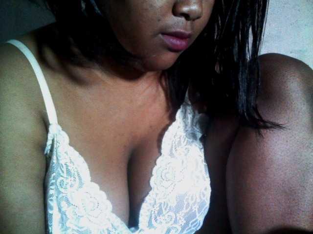 Uitzending screenshots Mouminah