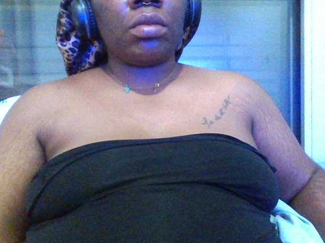 Uitzending screenshots NYRIELLE