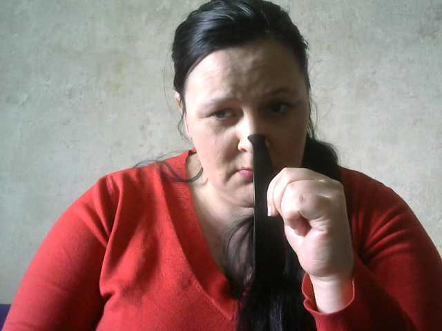 Foto's RealWitch Are there daredevils ready to please me right now with the help of Lovens?))))
