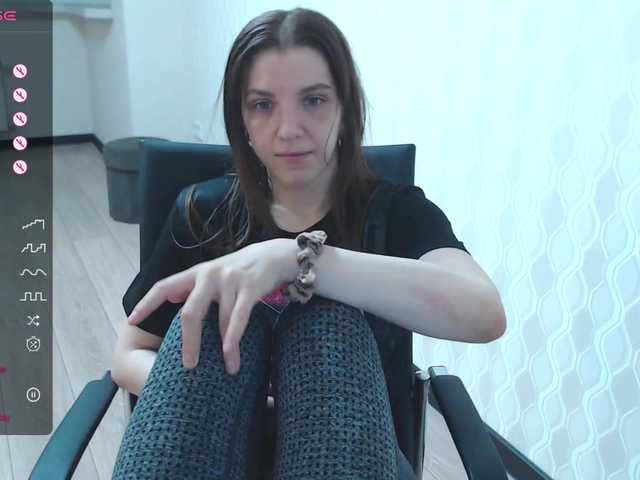 Foto's RennaLisa Show Feet: 77 smoke a cigarette: 70 : Flash Ass: 60 :Flash Tits: 50 Flash Pussy: 99 :Get Naked: 217 Pussy Play: 290 c2c 113 t , anal 1500 air kiss 12 t,butt plug 78 t bj 156 t