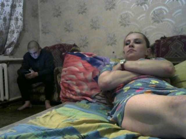 Foto's Johnny_Sonya HELP TO COLLECT AT LEAST 350 TOKENS