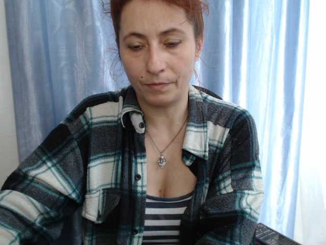 Foto's Ria777 I LOVE A LOT OF CONTINUOUS CALLING TIPS IN MY ROOM))U LIKE MY SMILE - 5 TIPS AND MORE))LIKE MY FACE - 10TIPS AND MORE))STAND UP - 20 TIPS ))open u cam 20 tips))