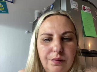 Erotische videochat Roksi-8