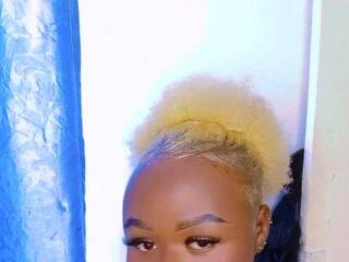 Erotische videochat Roxylola23