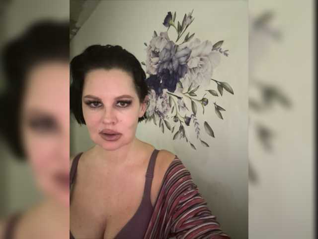 Uitzending screenshots RoyalBreasts