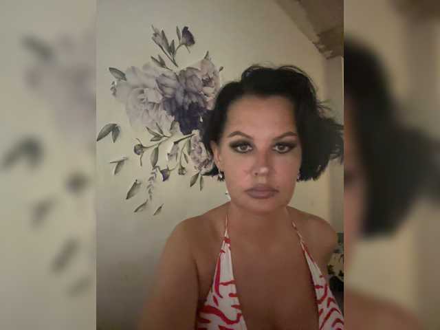 Uitzending screenshots RoyalBreasts