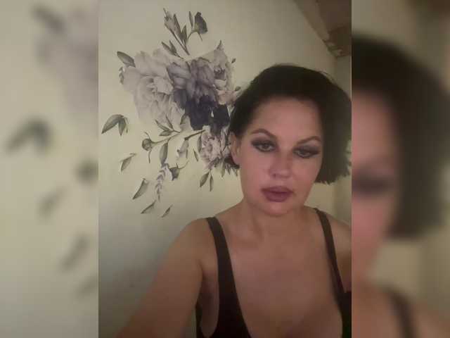 Uitzending screenshots RoyalBreasts