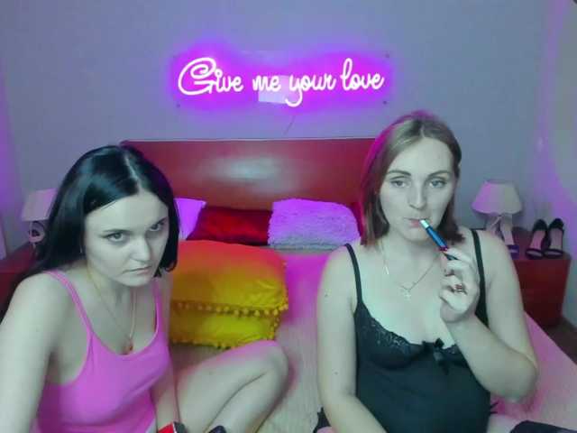 Uitzending screenshots SixNipples