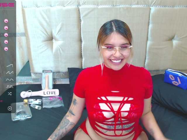 Foto's sofybree Come and watch the sloppiest +Sensual Dance + Seductive Blowjob at the end!!! // [none] for goal [none] [none] // Goal: sensual dance + show and BLOWJOB!!! // #cutegirl #blowjob #latina #bigass #hot #woman #Redpasssionday