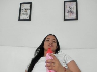 Foto's sophie-cruz Come here for your ASIAN CRUSH. // Snp 199 / Talk dirty to me in pm // Sloopy blowjob at GOAL/ Cus videos / pvt and voyeour
