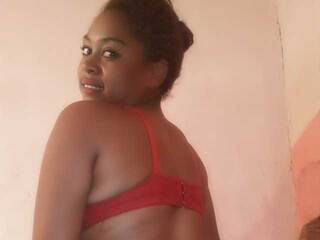 Erotische videochat Squirty-Juice