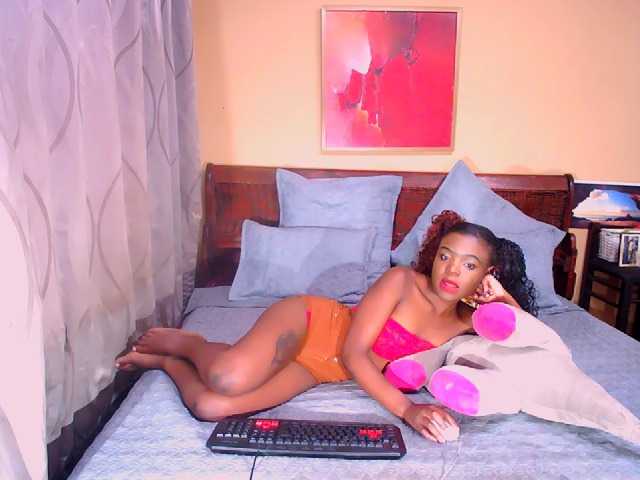 Uitzending screenshots SquitingQueen