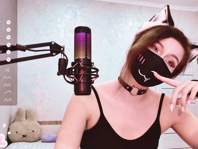 Foto's Sallyyy Hello everyone) Good mood! I don’t take off my mask) Send me a PM before chatting privately)Lovens works from 2 tokens. All requests by menu type^Favorite Vibration 100inst: yourkitttymrrI'm collecting for a dream - @remain ❤️