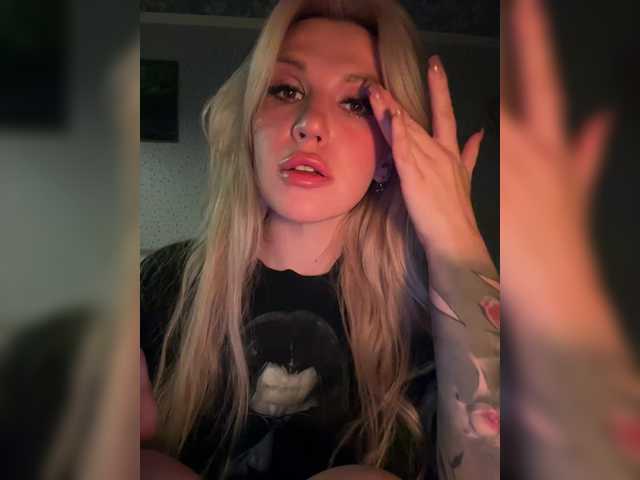 Uitzending screenshots CyberWhore111