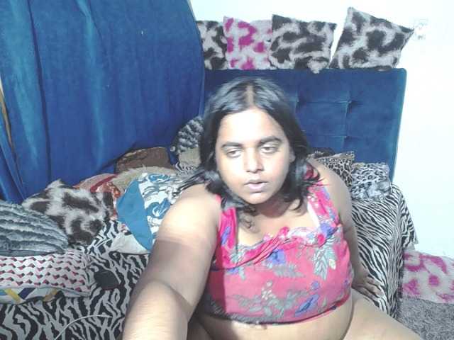 Foto's SusanaEshwar hi guys motivate me with your tks to squirt now MMMMMM BIG FAT SHAVED PUSSY
