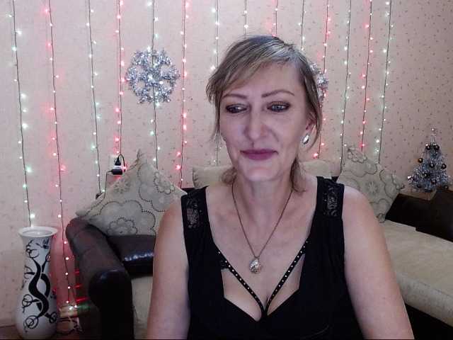 Foto's SusanSevilen Show outfit - 5 tokens, Dance-20 tokens, Stroke the chest-10 tokens, show tongue-5 tokens, kiss -5 tokens, confess love-3 tokens order music - 3 tokens. Thumb Sucking Simulating Blowjob - 10 Tokens watch the camera with comments-50 t add to friends-15 t