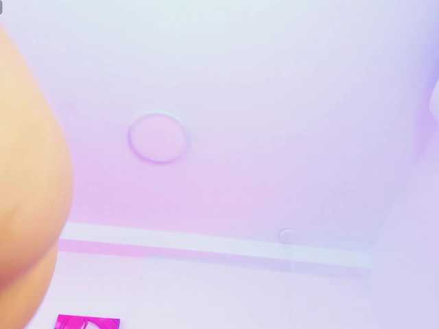 Foto's Sussan-Nicoll let me jingle your bellsRoll the dice 33tk !! PVT open ♥ GET FULL NAKED AT GOAL @remain tokens !!