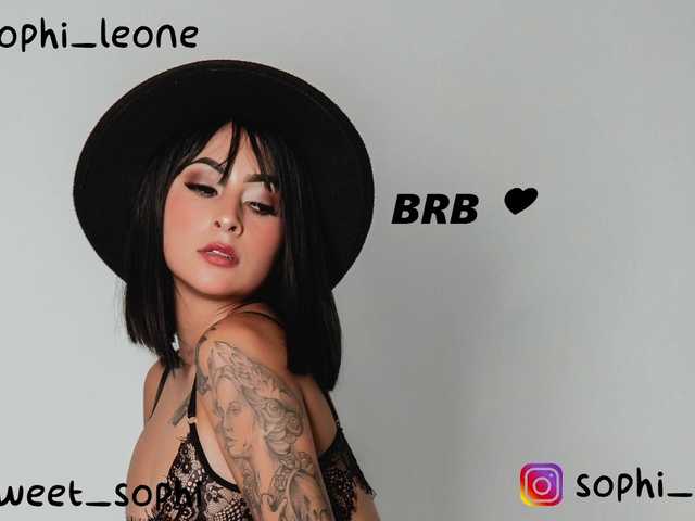 Foto's sweet-sophi #Fuckmachine #Tattoos my loves !! We are today today with a goal of 400 on the Machine that fucked for 20 minutes