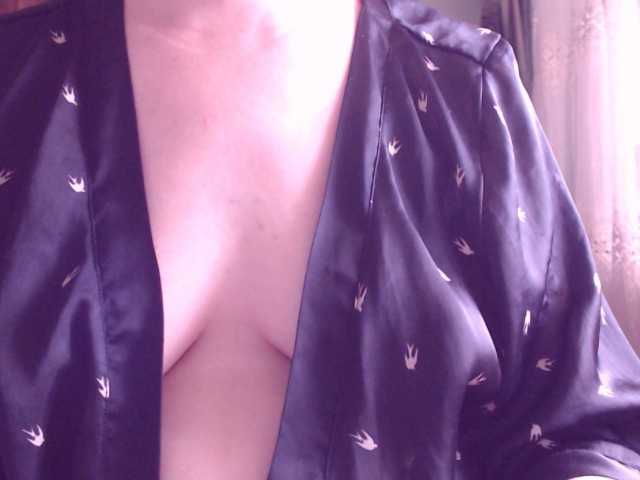 Foto's SweetBrunete on samuse ensemble;)? ...xxx...on commence avec 30 tokens seins....et on continue..xxxx