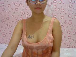 Foto's Sweetsexylady Topic: hi bb welcome to my room peak for my tits 35tks feet 10tks ,ass 35tks fullnakedbody 200tks ,open cam 10tks ,click pv for more sensual&intimate shows lots of love kissess...