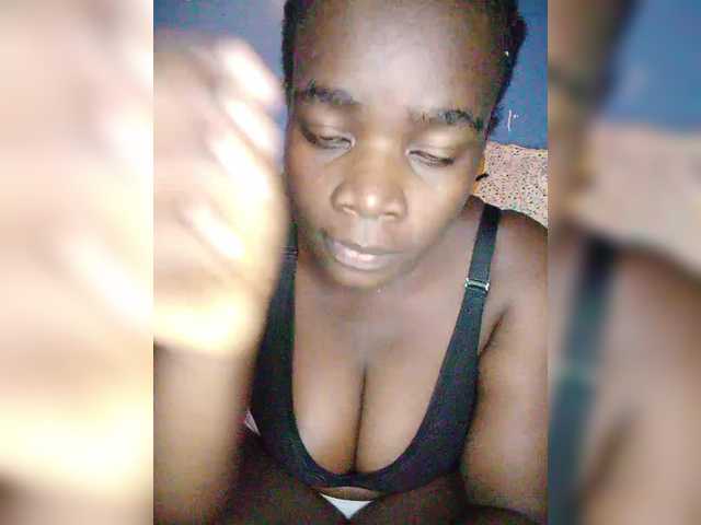 Uitzending screenshots ThickCreamybabe