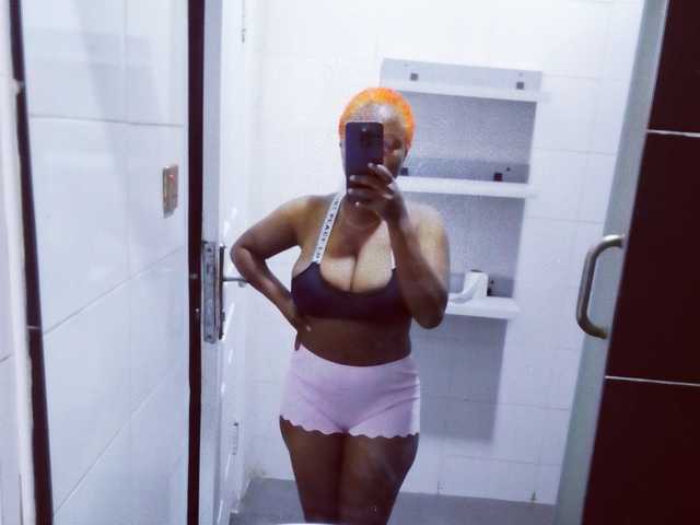 Foto van het profiel Thickerboobs-xx