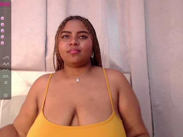 Foto's TINAJACKSON Hi guys, help me scream and squirt! Instant #squirt level 4 or 5!! Squirt at @goal #ebony #18 #squirt #anal #cum #deepthroat #bigass #facesquirt #bigpussy #russian
