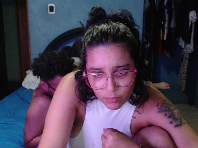 Foto's Angie_Gabe IF U WANNA SOME ATTENTION JUST TIP. IF U WANNA SEE US FUCK HARD GO PVT AND WE CAN FUN TOGETHER. We will not pay attention to people who get heavy without contributing