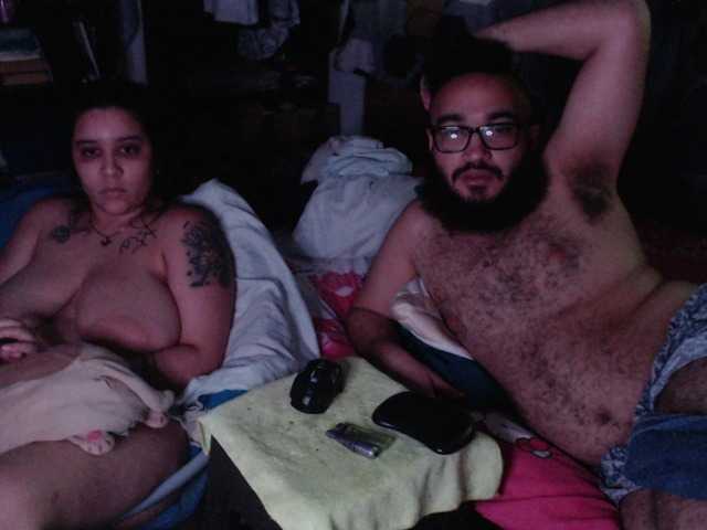 Foto's Angie_Gabe IF U WANNA SOME ATTENTION JUST TIP. IF U WANNA SEE US FUCK HARD GO PVT AND WE CAN FUN TOGETHER. NOOOO FUCKING FREE SHOW