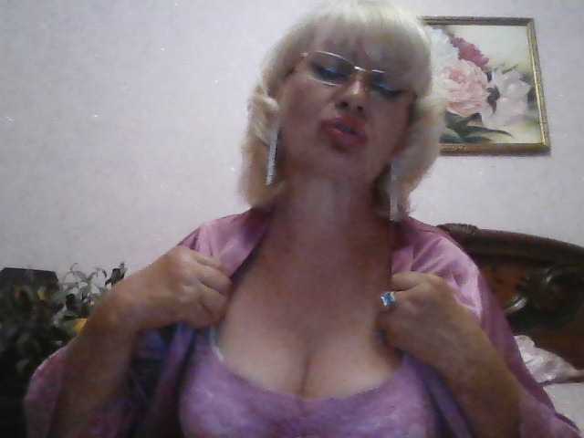 Foto's _mamasita_ Greetings, my dears: * Welcome im my room. I will be glad to your attention and gifts :)