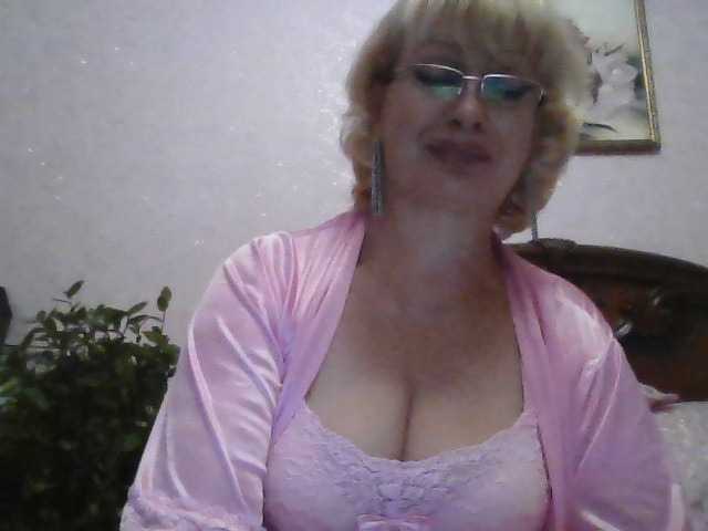 Foto's _mamasita_ Greetings, my dears: * Welcome im my room. I will be glad to your attention and gifts :)