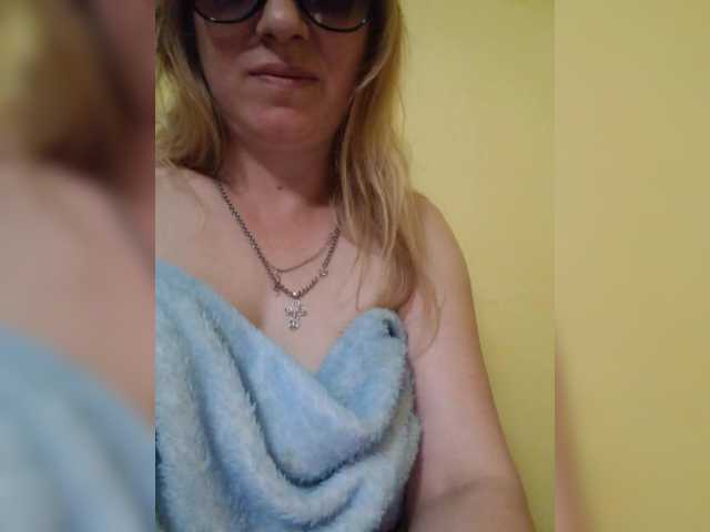 Uitzending screenshots Valeria09871