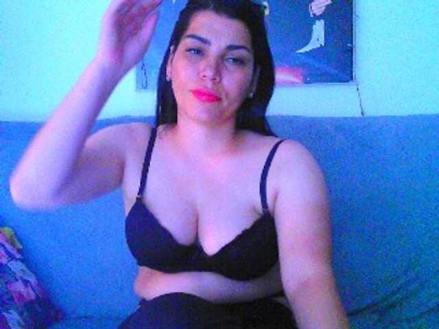 Foto's rubyy8 Im horny ! You want my free naked 100 tok